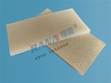 Duilleag PFA le taic bho aodach fighe glainne